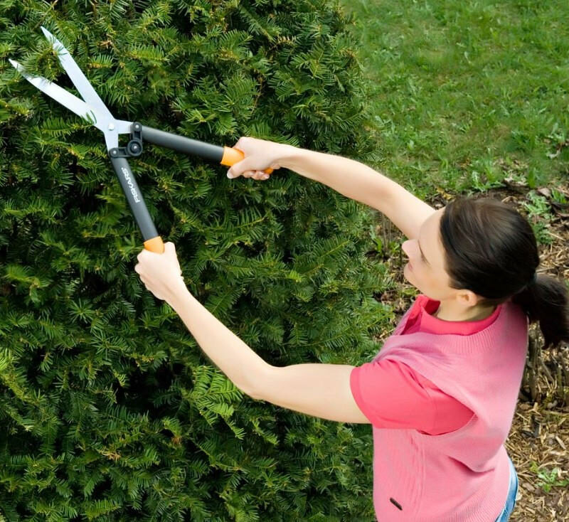 Škare za živicu Fiskars PowerLever HS52