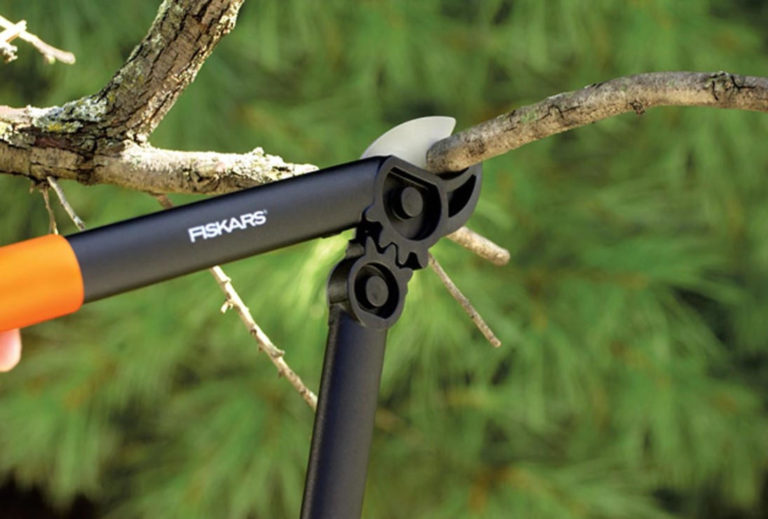 Škare za grane nakovanjske Fiskars PowerGear L31