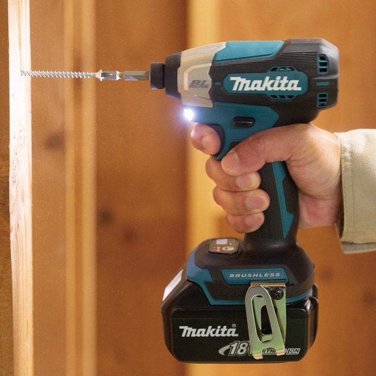 Akumulatorski udarni odvijač Makita DTD157Z