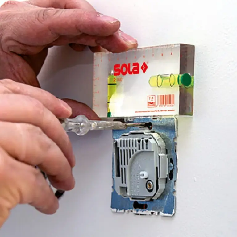 Libela akrilna Sola R100 10cm