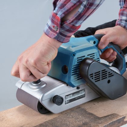 Brusilica tračna Makita MT M9400B