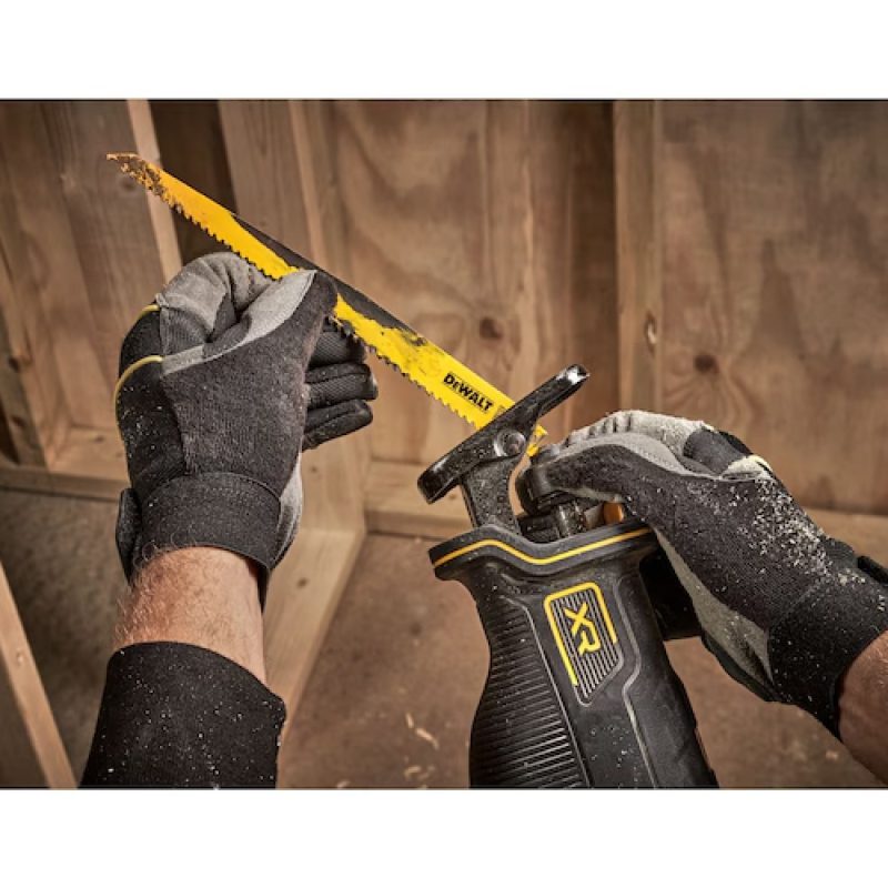 Aku recipročna pila DeWALT DCS382N-XJ