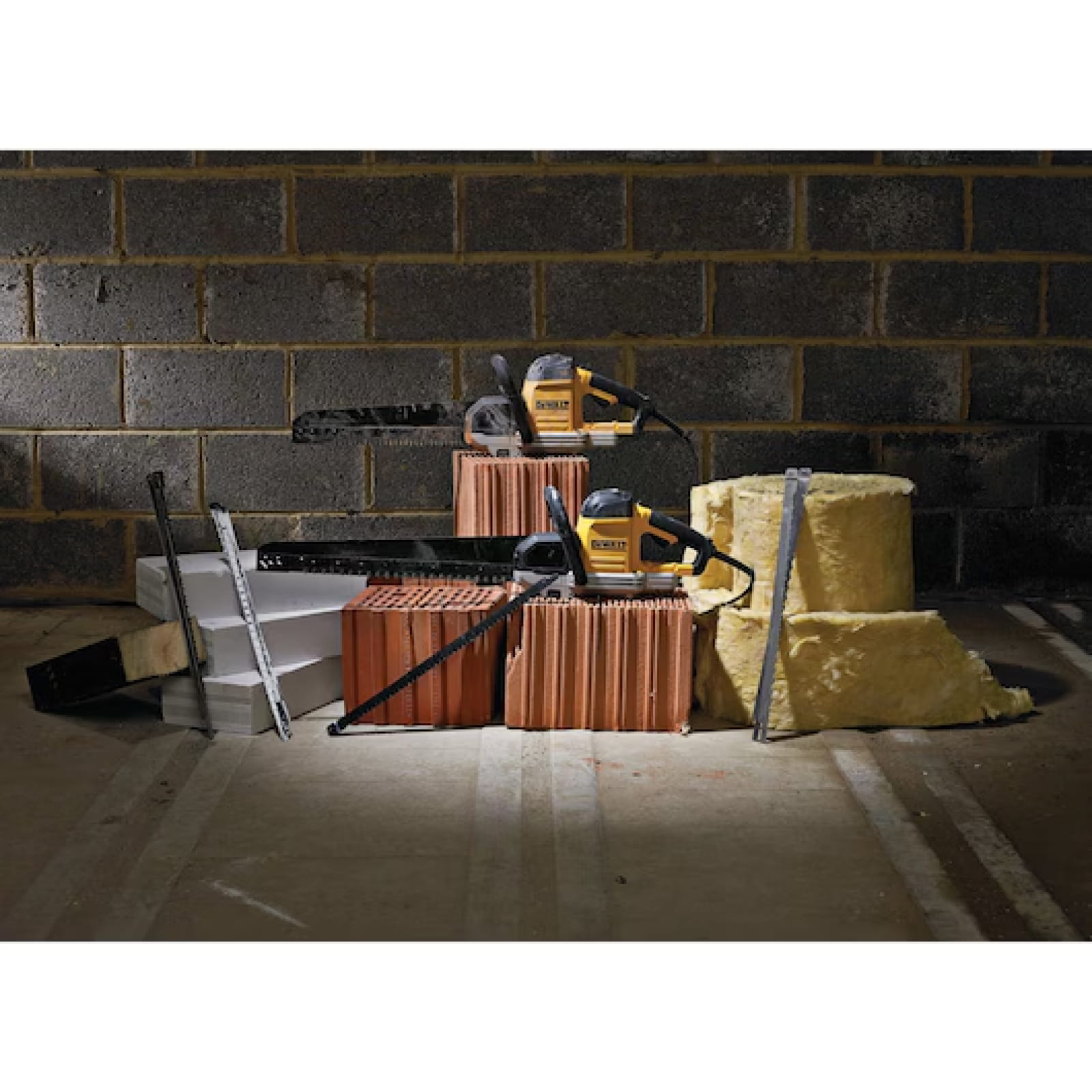 Pila aligator DeWALT DWE398