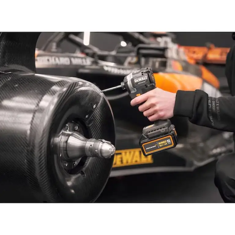 Aku udarni odvijač DeWALT McLaren DCF85MP2T